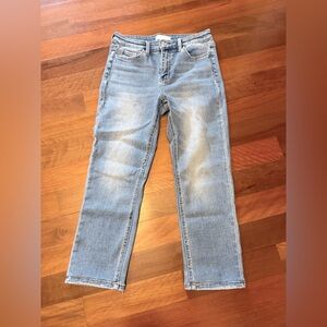 Vervet Straight Leg crop jeans
